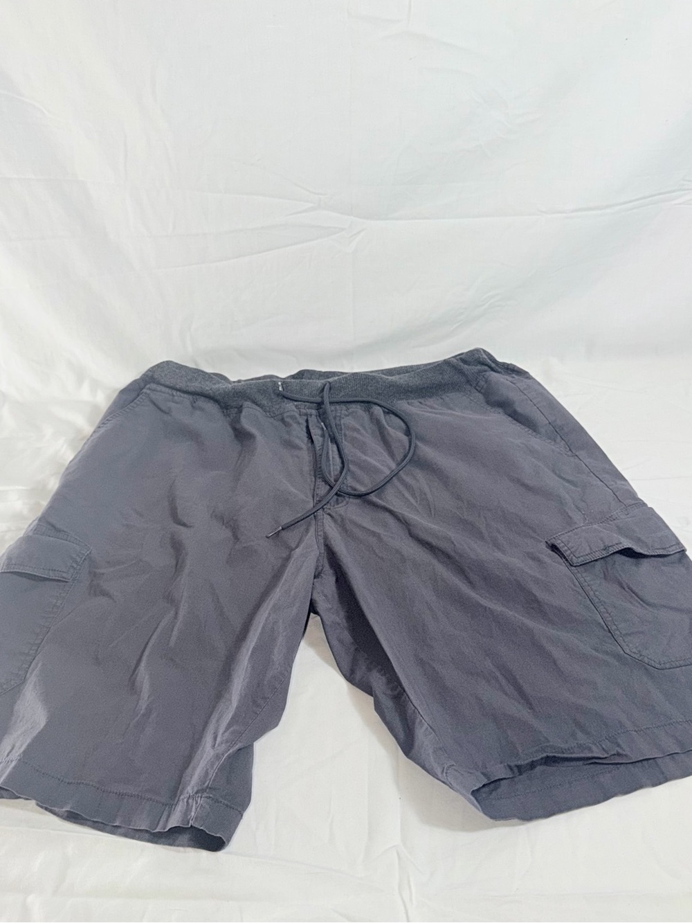 Kenneth Cole New York Mens Grey Tech Cargo Shorts Size 44 Drawstring Casual